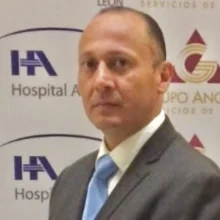 Foto de Dr. Arturo Reyes Mares, Ortopedia y Traumatología en Monterrey