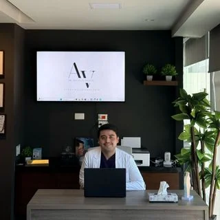 Foto de Dr. Arturo Vásquez Guzmán, Otorrinolaringología en Monterrey