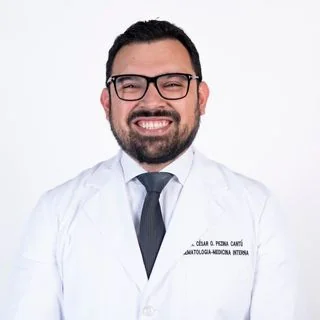 Foto de Dr. César Octaviano Pezina Cantú, Medicina Interna en Monterrey