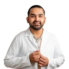 Foto de Dr. Eliezer Tomás Gómez Gómez, Medicina Interna en Monterrey