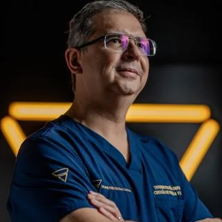 Foto de Dr. Felix Vilchez Cavazos, Ortopedia y Traumatología en Monterrey