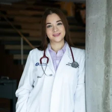 Dr. Giovana Femat
