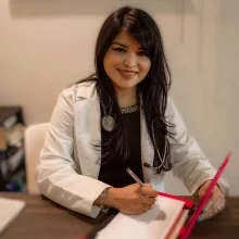 Foto de Dr. Lily Bernal, Ginecología y Obstetricia en Monterrey