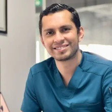 Foto de Dr. Orlando Cue Negrete, Ortopedia y Traumatología en Monterrey