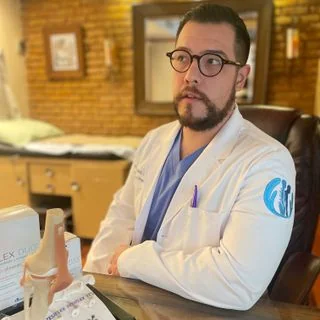 Foto de Dr. Pablo Herrera Lopez, Ortopedia y Traumatología en Monterrey