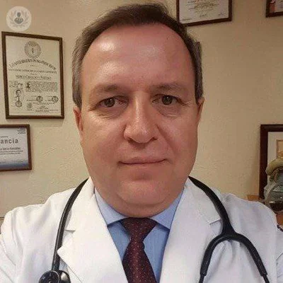Foto de Dr. Salvador Javier De la Garza González, Gastroenterología en Monterrey