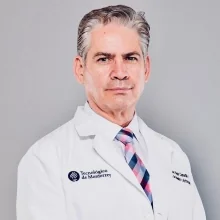 Foto de Dr. Victor Hugo Camarillo Valdez, Ortopedia y Traumatología en Monterrey