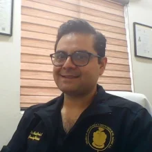 Foto de Dr. Abraham Ceseña Pérez, Ginecología y Obstetricia en Ciudad Juárez