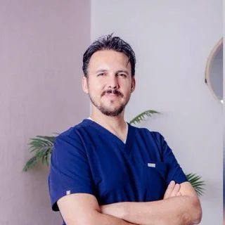 Foto de Dr. Alejandro Castillo Galeazzi, Ginecología y Obstetricia en Zapopan