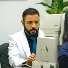 Foto de Dr. Angel Antonio Espinosa Gaucin, Oftalmología en Ciudad Juárez