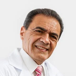 Foto de Dr. Armando Javier Santini Villar 2, Ginecología y Obstetricia en Ciudad Juárez