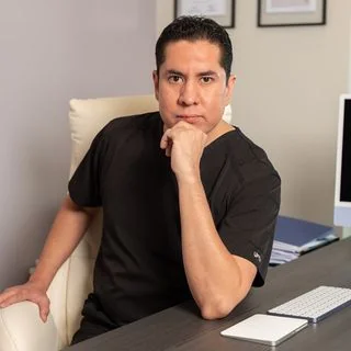 Foto de Dr. Carlos Javier Ocando Rondón plástico, Cirugía Plástica y Reconstructiva en Ciudad Juárez