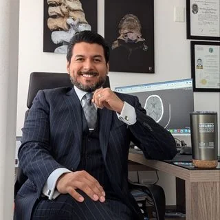 Foto de Dr. César Alfonso Espino Rodríguez, Neurocirugía en Ecatepec de Morelos