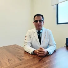 Foto de Dr. Cornelio Francisco Cerrato Hilerio, Angiología y Cirugía Vascular en Guanajuato