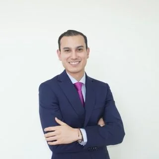 Dr. Fernando Aguilera Lara