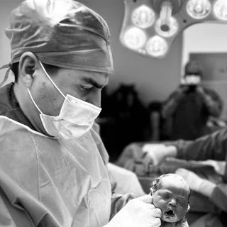 Foto de Dr. Fernando Santana Pena, Ginecología y Obstetricia en Ciudad Juárez