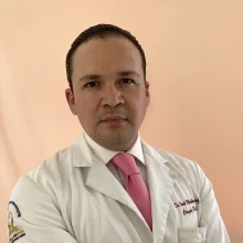 Foto de Dr. Israel Villalobos Blasquez, Cirugía Plástica y Reconstructiva en Zapopan