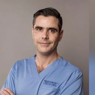 Foto de Dr. Juan Alberto De La Torre Moreno, Otorrinolaringología en Ciudad Juárez