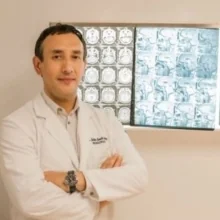 Foto de Dr. Julián Octavio Carrillo González, Neurocirugía en Ciudad Juárez