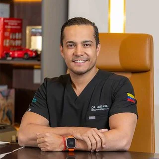 Foto de Dr. Luis Atilio Gil Pérez plástico, Cirugía Plástica y Reconstructiva en Zapopan