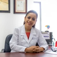Foto de Dr. Ma Cristina Araiza Segoviano 2, Psiquiatría en Guanajuato