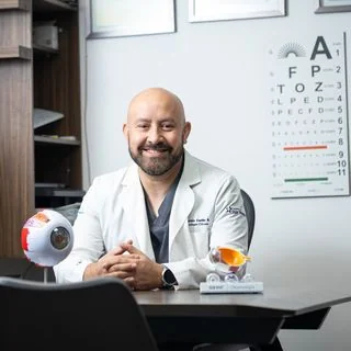 Foto de Dr. Mauricio Cedillo Sarabia, Oftalmología en Xalapa