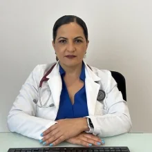 Foto de Dr. Mayra Guadalupe Espadas Villasenor 2, Cardiología en Zapopan