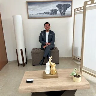 Foto de Dr. Nestor Adair Urdiales Moran, Gastroenterología en Zapopan