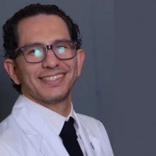 Dr. Víctor García Navarro