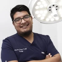 Foto de Dr. Abraham López Venegas, Urología en Puebla