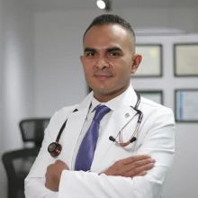Foto de Dr. Alejandro Esteban Marquez Pérez, Medicina Interna en Puebla