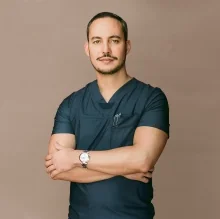 Foto de Dr. Alfonso Villaseñor Herrero, Otorrinolaringología en Puebla