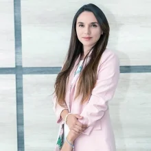 Foto de Dr. Anika Silvia Ruiz Hernandez, Dermatología en Puebla