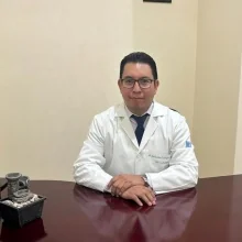 Foto de Dr. Carlos Yair Castrejón Morales, Reumatología en Puebla