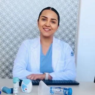 Foto de Dra. Dulce Amador Morales Neumóloga, Neumología en Puebla