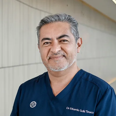 Foto de Dr. Eduardo Solís Tinoco, Cirugía Plástica y Reconstructiva en Puebla