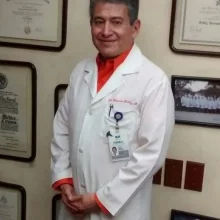 Foto de Dr. Eduardo Téllez Bernal, Oncología Médica en Puebla