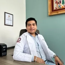 Foto de Dr. Emmanuel J. Hernández Osorio, Hematología en Puebla