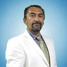Foto de Dr. Isaías Salvador De la Cruz García, Ortopedia y Traumatología en Puebla