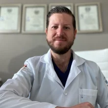 Foto de Dr. José Alfonso Armora Duarte, Oftalmología en Puebla