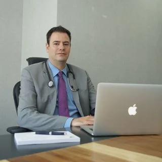 Foto de Dr. Juan Carlos Gerala Quintana, Cirugía General en Juárez