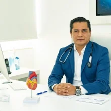 Foto de Dr. Juan De Dios Candia Camacho, Cardiología en Puebla