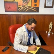 Foto de Dr. Kristoffer Valdez Miranda, Cirugía General en Juárez