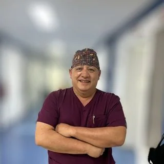 Foto de Dr. Rodolfo Benavides Bañales, Cirugía Oncológica en Puebla