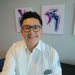 Foto de Dr. Vicente Vazquez Narvaez, Ortopedia y Traumatología en Puebla