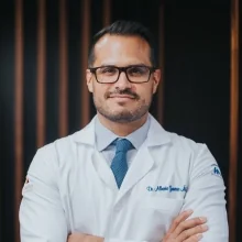 Foto de Dr. Alberto Guevara Alvarez, Ortopedia y Traumatología en Querétaro