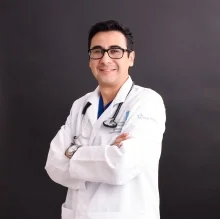 Foto de Dr. Alfredo Nápoles García, Cardiología en Querétaro