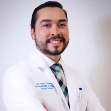 Foto de Dr. Alonso Castellanos Alfaro, Ortopedia y Traumatología en Querétaro