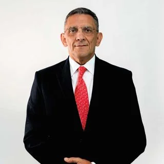 Foto de Dr. Juan Carlos Alcivia García, Ginecología y Obstetricia en Querétaro