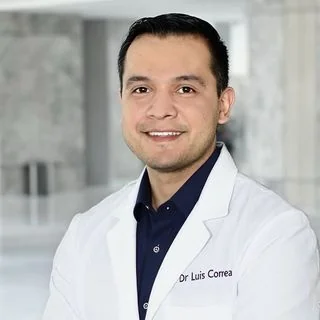 Foto de Dr. Luis Gabriel Correa Morales, Ortopedia y Traumatología en Querétaro